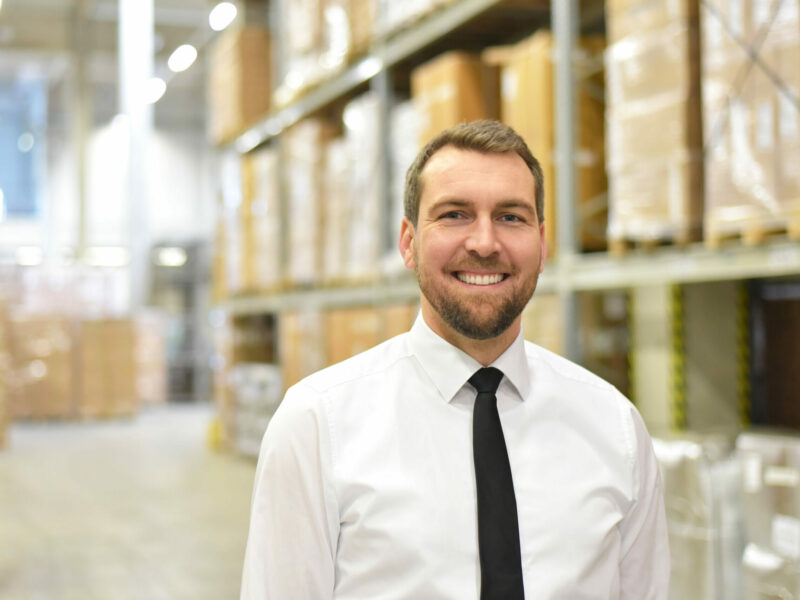 shutterstock_1818824042 Sicherheitslösungen für Industrie- und Logistikunternehmen